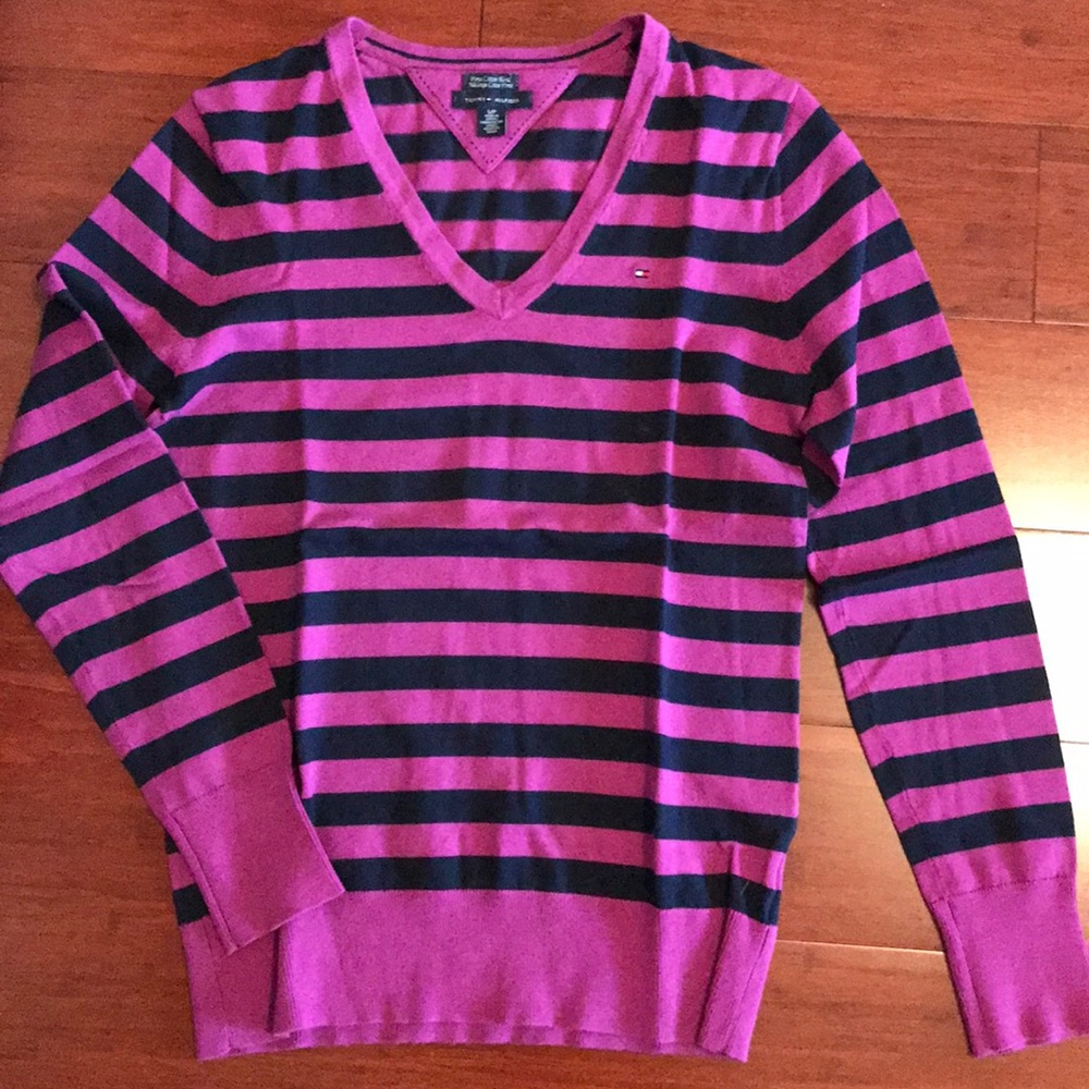V neck long sleeve Tommy Hilfiger sweater